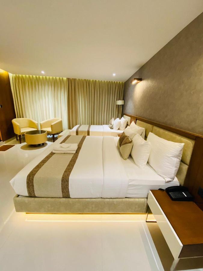 Royal Plaza Suites By Rak Rooms, Mangaluru Exteriör bild