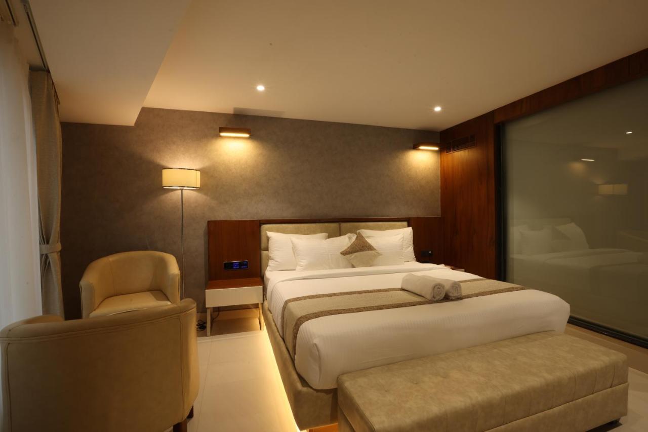 Royal Plaza Suites By Rak Rooms, Mangaluru Exteriör bild