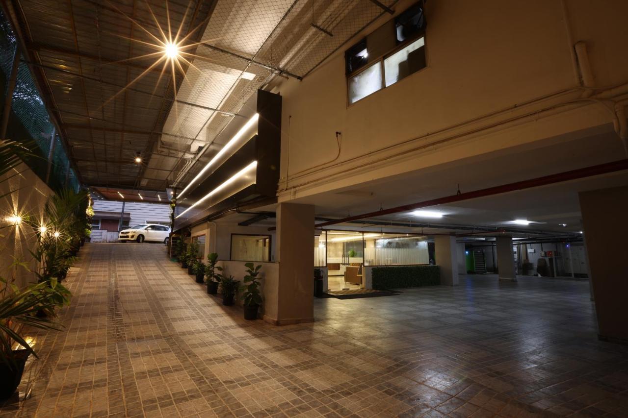 Royal Plaza Suites By Rak Rooms, Mangaluru Exteriör bild