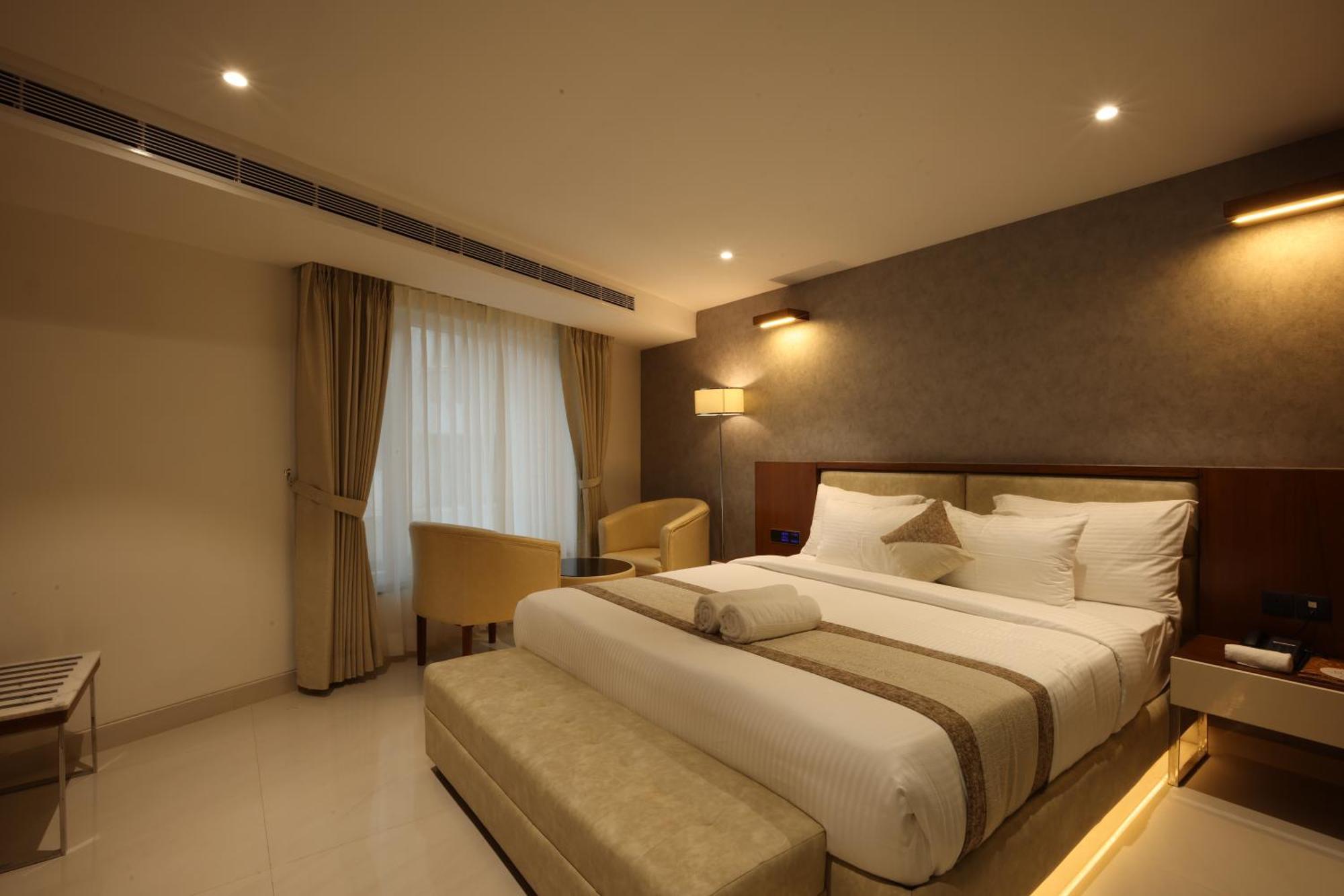 Royal Plaza Suites By Rak Rooms, Mangaluru Exteriör bild