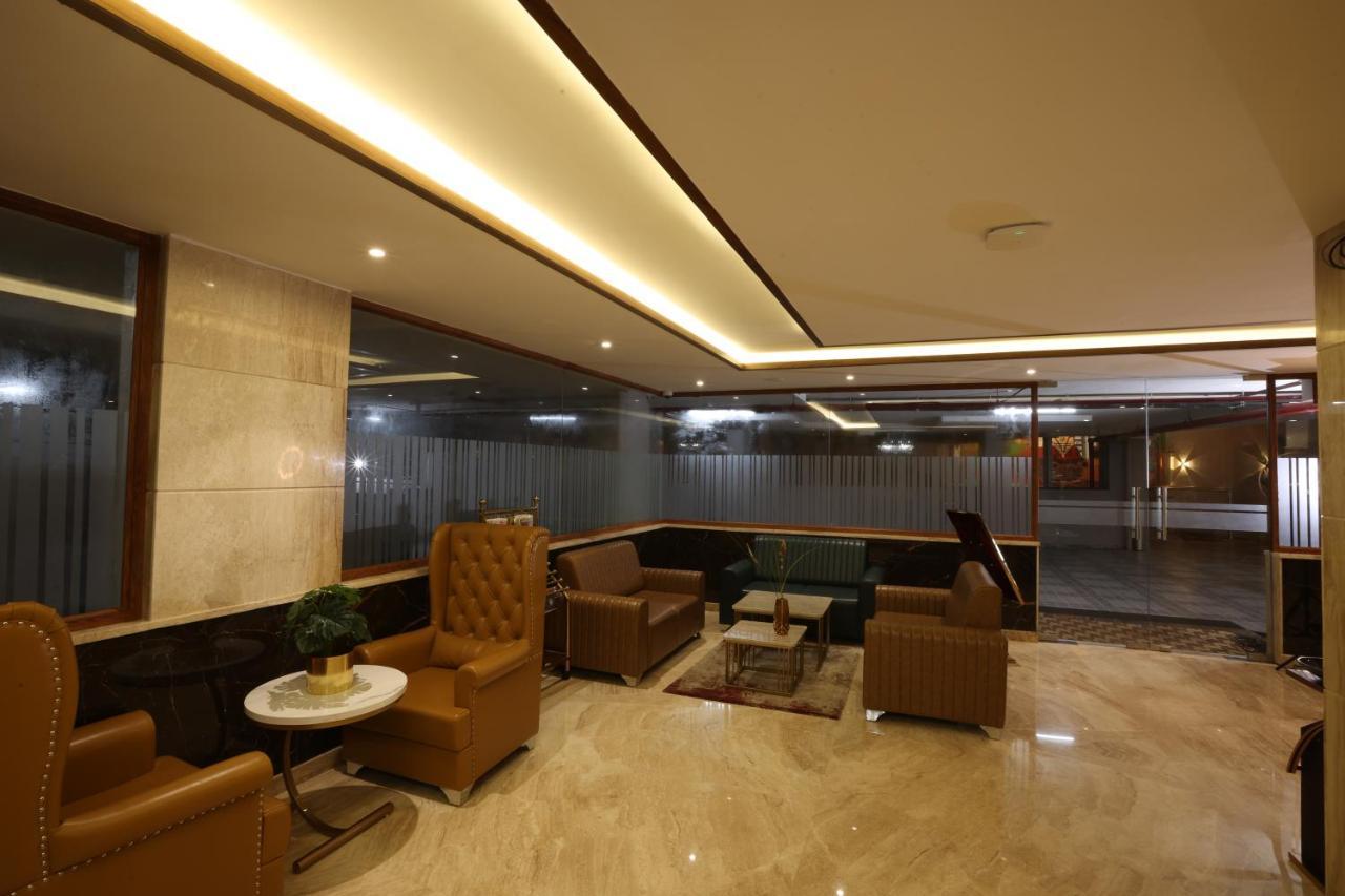 Royal Plaza Suites By Rak Rooms, Mangaluru Exteriör bild